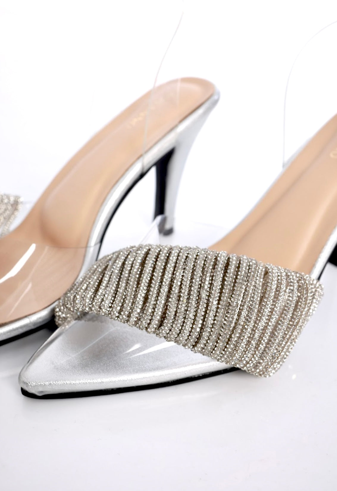 Claressa Transparent